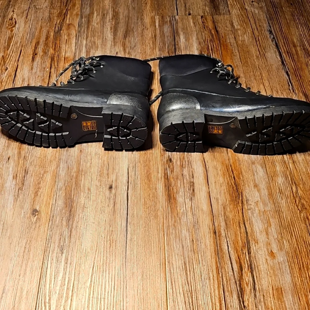 Womens Jeffrey Campbell Black Lace-Up Rain Boots Sz 9 - Picture 5 of 7